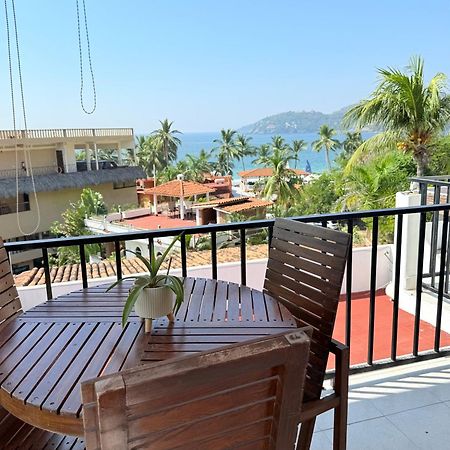 Hotel Villas Ema Zihuatanejo Bagian luar foto